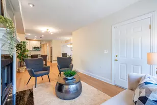 1447 W Walton St, Chicago, IL 60622 - Photo 3