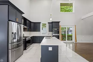 109 Orchard St, Hillside, IL 60162 - Photo 9