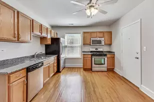 917 W Sunnyside Ave, Chicago, IL 60640 - Photo 5
