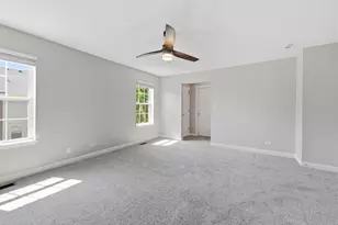 1103 Bartholdi Ct, Carol Stream, IL 60188 - Photo 27