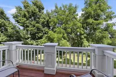 1103 Bartholdi Court, Carol Stream, IL 60188 - Photo 9