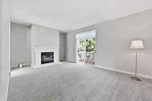 1103 Bartholdi Ct, Carol Stream, IL 60188 - Photo 5