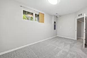 1103 Bartholdi Ct, Carol Stream, IL 60188 - Photo 35