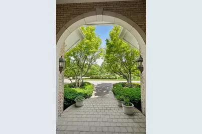 855 Jennifer Court, Lake Forest, IL 60045 - Photo 5