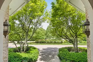 855 Jennifer Ct, Lake Forest, IL 60045 - Photo 5