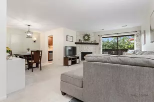 823 E Coach Rd, Palatine, IL 60074 - Photo 3