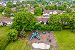 823 E Coach Rd, Palatine, IL 60074 - Photo 27