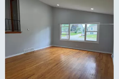 934 S Harvard Avenue, Addison, IL 60101 - Photo 3