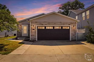 422 Bramble, Manteno, IL 60950 - Photo 1