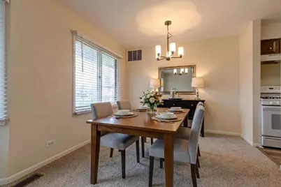 3100 Roberts Drive #5, Woodridge, IL 60517 - Photo 3