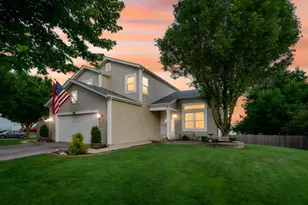 2067 Stephen St, Aurora, IL 60502 - Photo 1