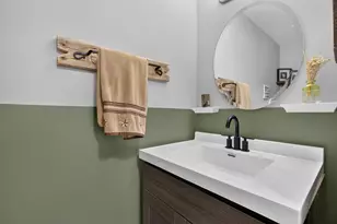 2067 Stephen St, Aurora, IL 60502 - Photo 13