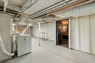 [Address not provided], Elgin, IL 60120 - Photo 25