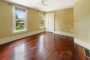 [Address not provided], Elgin, IL 60120 - Photo 17