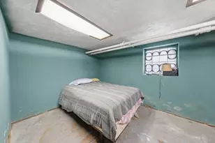2409 S 61st Ave, Cicero, IL 60804 - Photo 19