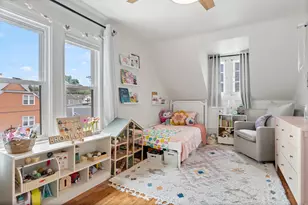 2241 W Foster Ave, Chicago, IL 60625 - Photo 21