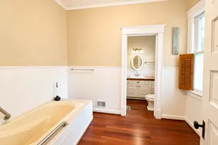 642 W Stephenson St, Freeport, IL 61032 - Photo 15