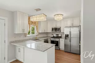 2243 N Orchard Ln, Round Lake Beach, IL 60073 - Photo 3