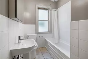 1405 Greenleaf St, Evanston, IL 60202 - Photo 5