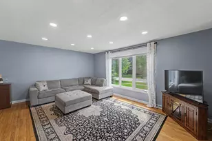 449 S Bennett Ave, Palatine, IL 60067 - Photo 5