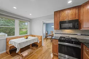449 S Bennett Ave, Palatine, IL 60067 - Photo 11