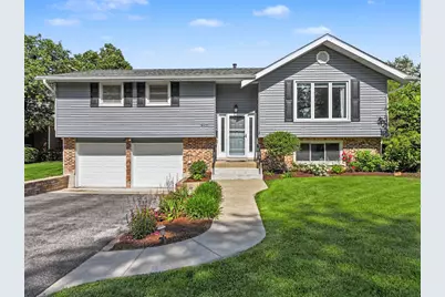 449 S Bennett Avenue, Palatine, IL 60067 - Photo 1