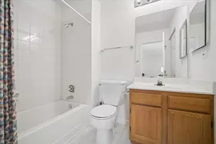 1568 N St Marks Pl, Palatine, IL 60067 - Photo 15