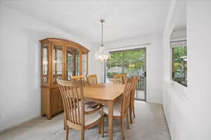 1568 N St Marks Pl, Palatine, IL 60067 - Photo 3