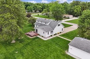 137 Chippewa Dr, Loda, IL 60948 - Photo 3