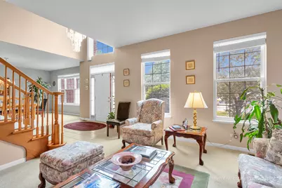6096 Russell Drive, Hoffman Estates, IL 60192 - Photo 5