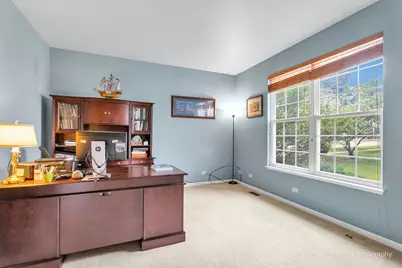 6096 Russell Drive, Hoffman Estates, IL 60192 - Photo 19
