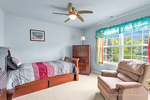 6096 Russell Dr, Hoffman Estates, IL 60192 - Photo 17