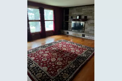 355 Hiawatha Drive, Lake in the Hills, IL 60156 - Photo 3