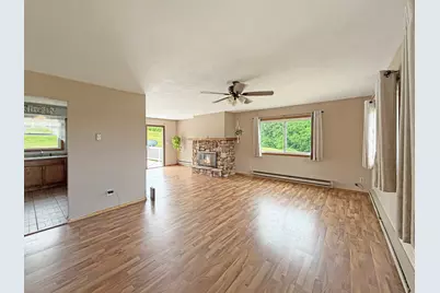 2508 Lundgren Road, Pecatonica, IL 61063 - Photo 7