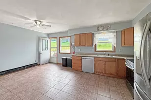 2508 Lundgren Rd, Pecatonica, IL 61063 - Photo 13