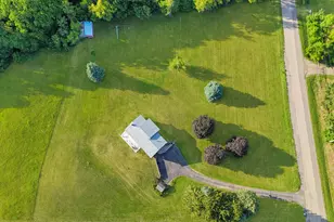 2508 Lundgren Rd, Pecatonica, IL 61063 - Photo 27
