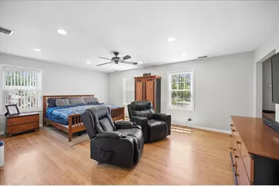 1660 Clavinia Avenue, Deerfield, IL 60015 - Photo 23