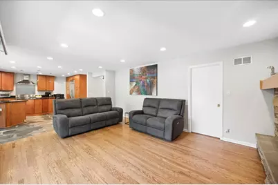 1660 Clavinia Avenue, Deerfield, IL 60015 - Photo 21