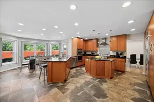 1660 Clavinia Ave, Deerfield, IL 60015 - Photo 15