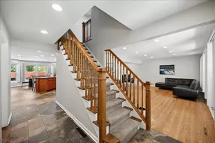 1660 Clavinia Ave, Deerfield, IL 60015 - Photo 9