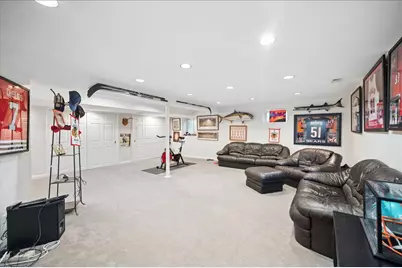 1660 Clavinia Avenue, Deerfield, IL 60015 - Photo 31