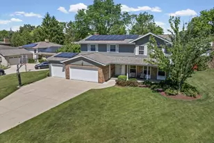 1660 Clavinia Ave, Deerfield, IL 60015 - Photo 3
