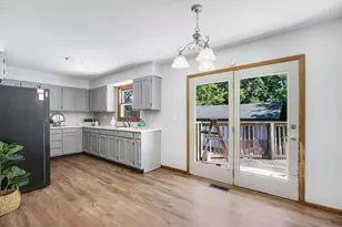 3117 23rd St, Zion, IL 60099 - Photo 5