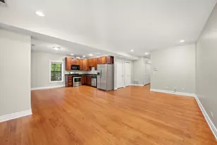 6300 N Rockwell St, Chicago, IL 60659 - Photo 3