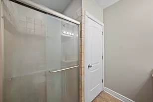 6300 N Rockwell St, Chicago, IL 60659 - Photo 21