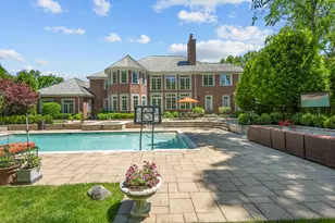 1150 W Keswick Ln W, Lake Forest, IL 60045 - Photo 7