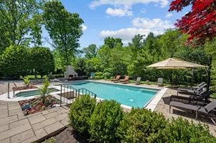1150 W Keswick Ln W, Lake Forest, IL 60045 - Photo 5
