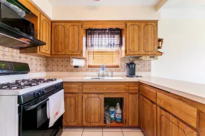 5859 W 64th Street, Chicago, IL 60638 - Photo 7