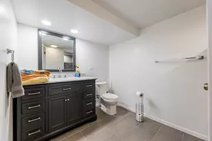 5859 W 64th St, Chicago, IL 60638 - Photo 21