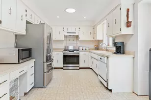 14907 Glen Wood Ln, Homer Glen, IL 60491 - Photo 11